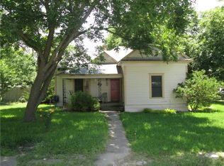 103 W Main St, Florence, TX 76527