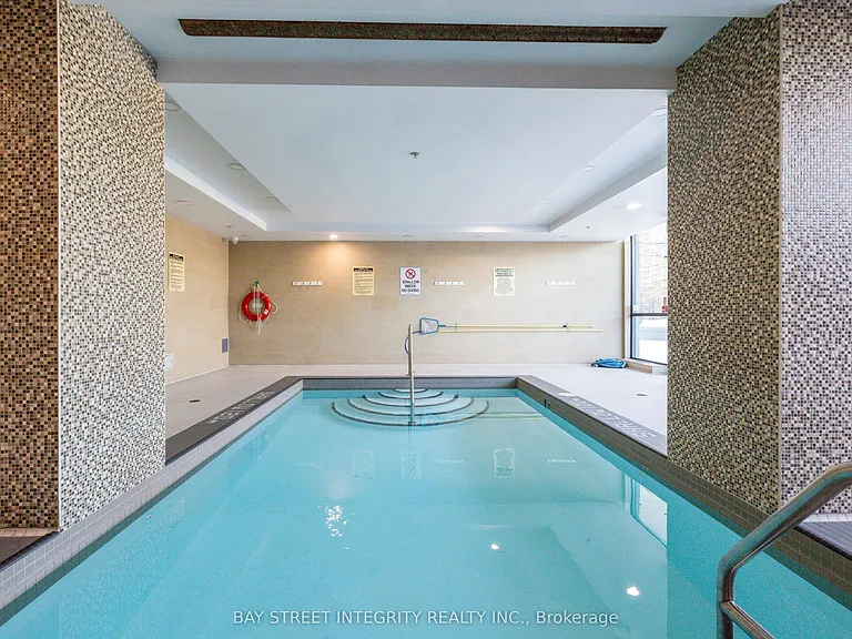 5740 Yonge St #1510 — Photo 28