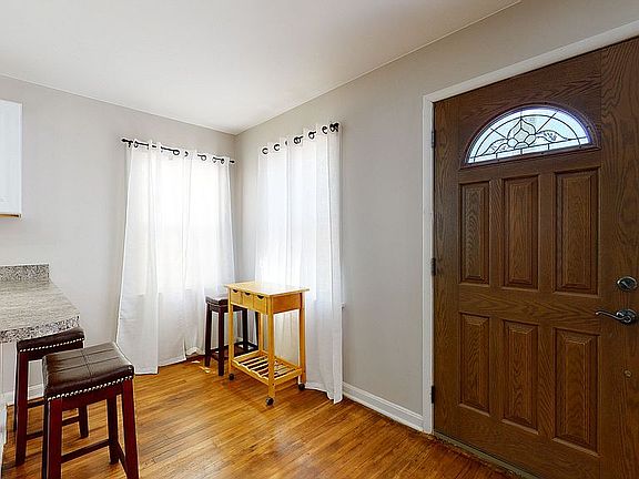 3rd image of 2028 16th St