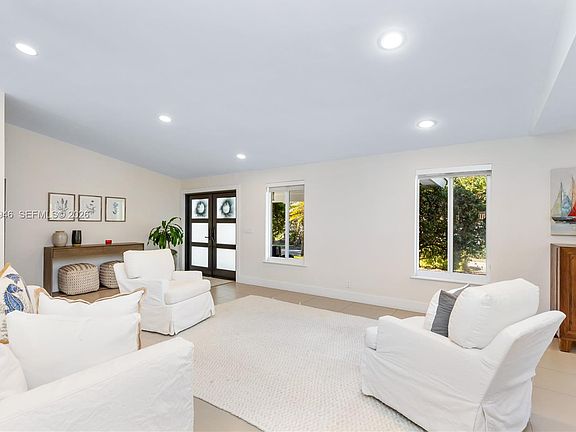 4th image of 13303 SW 58th Ave