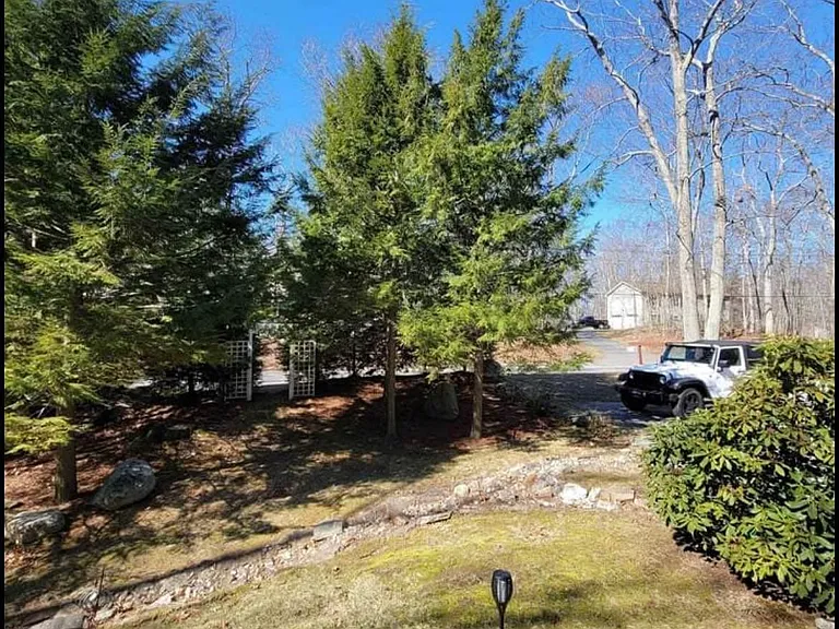178 Cedar Swamp Rd #A — Photo 4