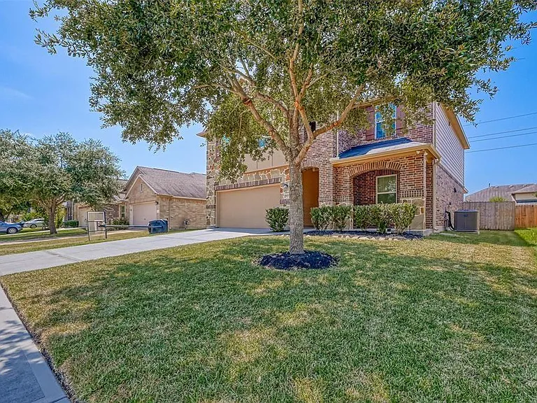 18211 Cimmaron Oak Ln — Photo 2