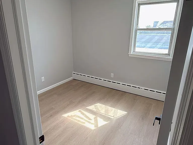 231 Jericho Tpke #1 — Photo 6