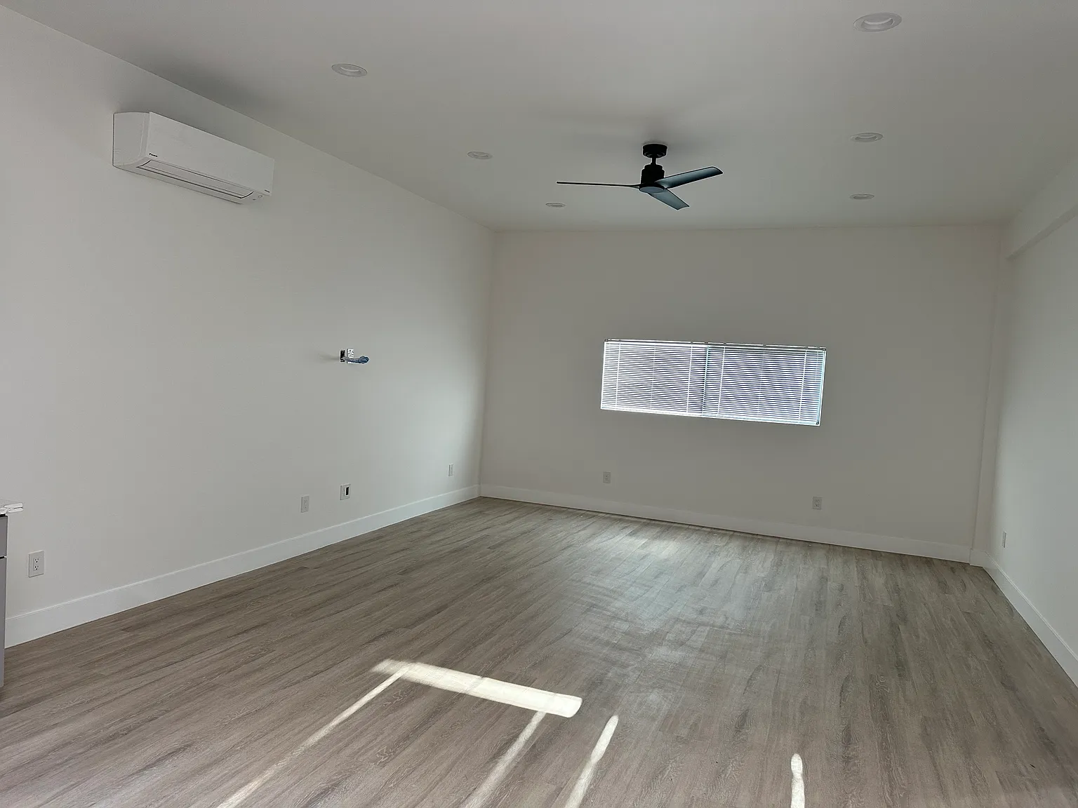 2 bed, 1100 sqft, $2,750 — Photo 4