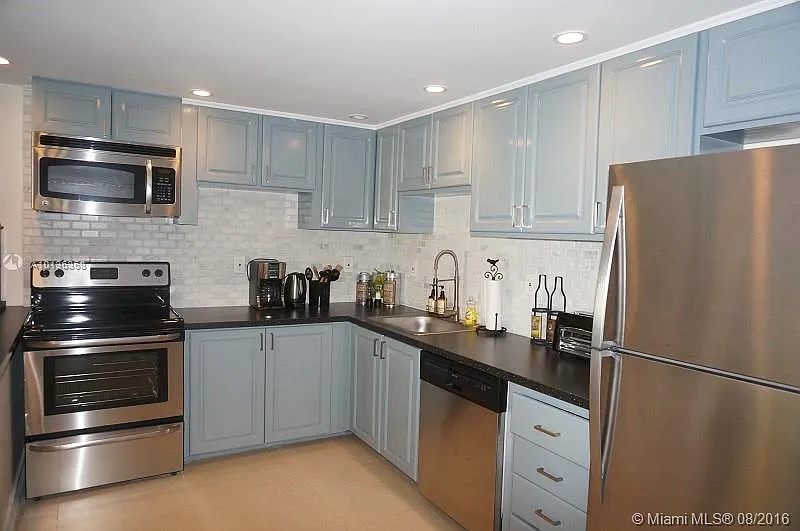Ocean Reserve Condo — Photo 2