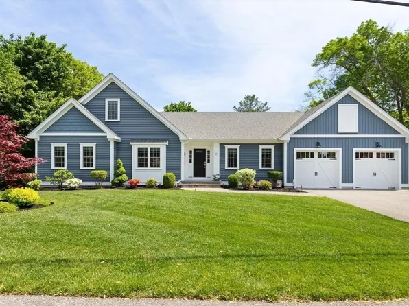 27 Samoset Rd, Woburn, MA 01801