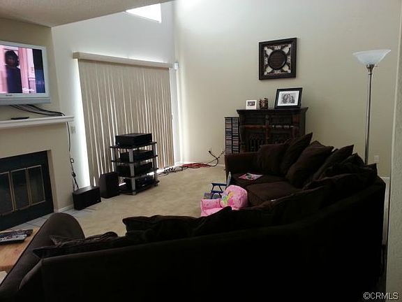 4th image of 892 Connors Ct