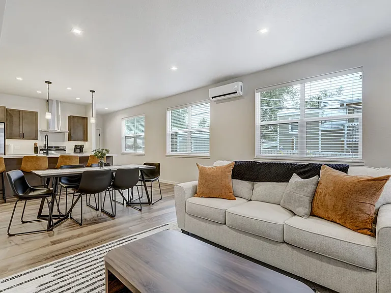 Living Space
*Mini Spits available for cooling and heating