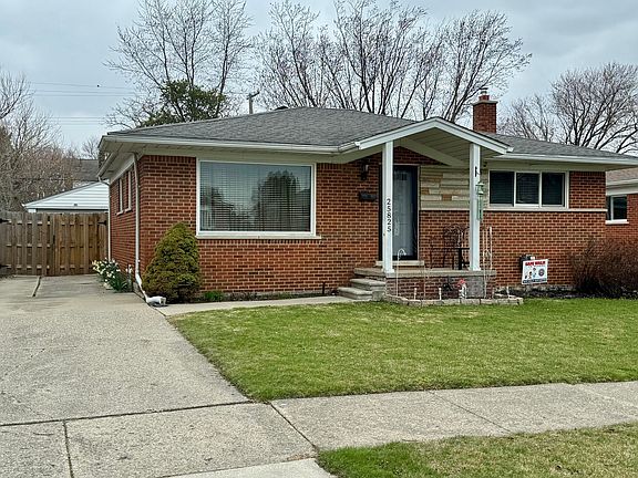 2nd image of 25825 Barbara St