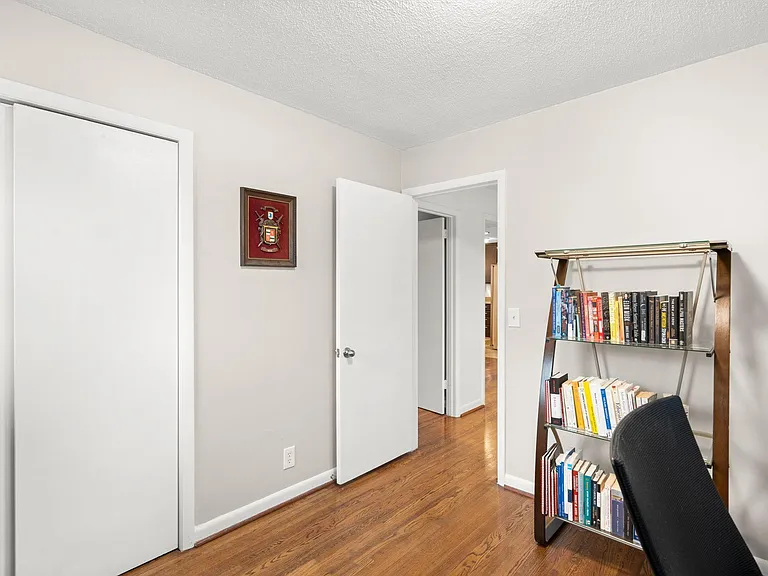 613 Nashua Ln — Photo 11