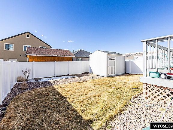 1524 Red Tail Dr, Rock Springs, WY 82901 MLS 20221345 1524 Red Tail Dr, Rock Springs, WY 82901 MLS 20221345