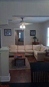 5th image of 6823 Etzel Ave