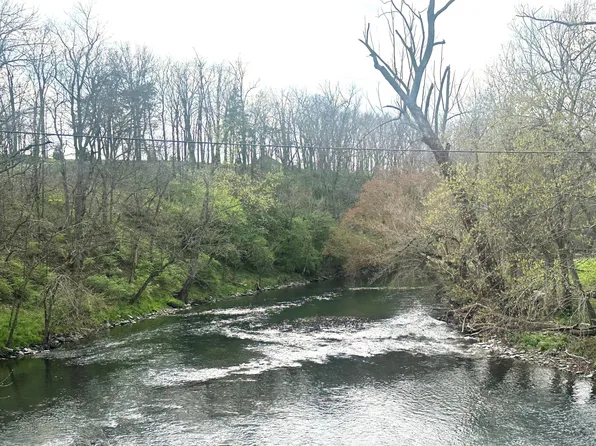 519 Fishers Mill Rd, Midway, KY 40347