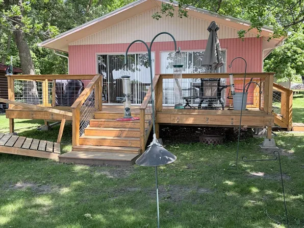 26257 Paradise Point Rd, Detroit Lakes, MN 56501