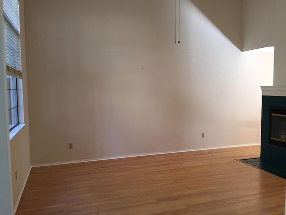 5th image of 7523 Creekridge Ln