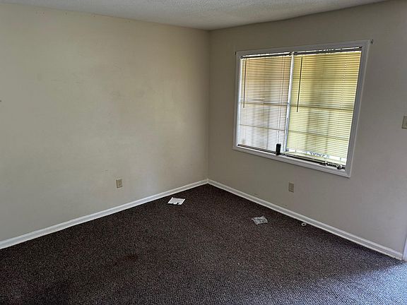 2nd image of 222 Pickett Dr