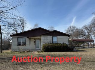 3549 W 600th Rd, Chouteau, OK 74337