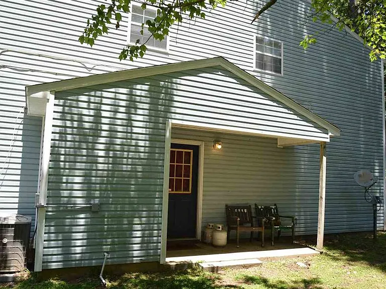 2173 Timberwood Cir S — Photo 22