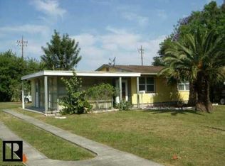 1110 62nd St N, Saint Petersburg, FL 33710