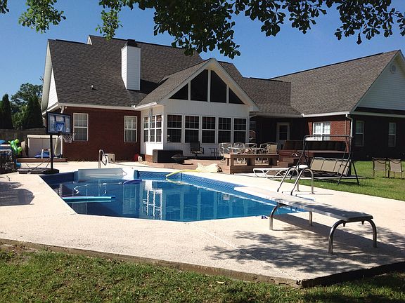 Back Yard / Pool