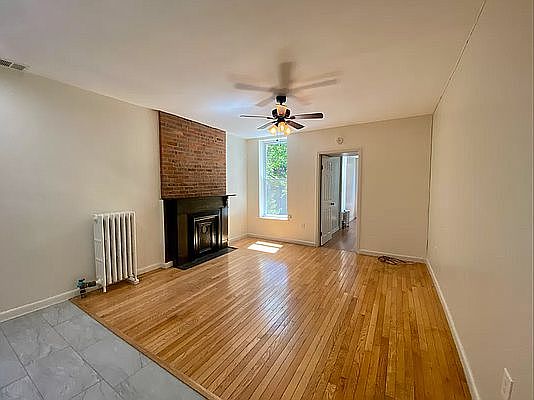 3rd image of 344 Lafayette Ave APT 2B