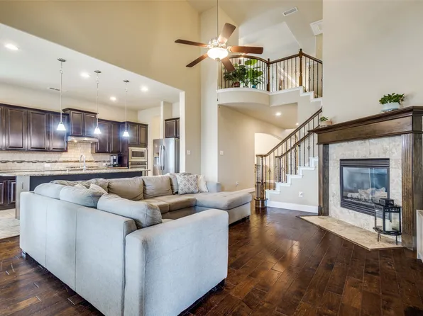 14509 Seventeen Lakes Blvd, Roanoke, TX 76262