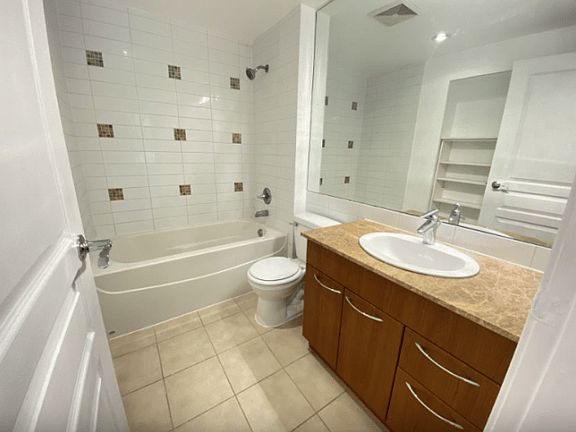 4th image of 4078 Knight St #413
