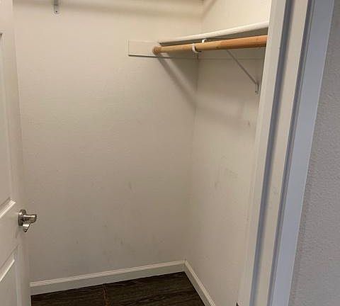 3rd image of 910 Michael Dr APT 3
