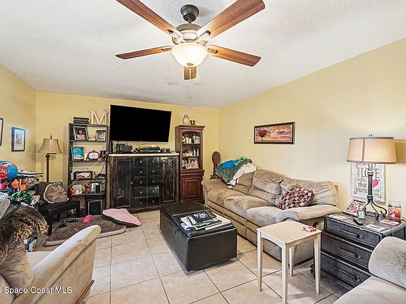 5th image of 1656 S Park Ave