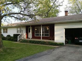 647 Illinois St, Warrensburg, IL 62573