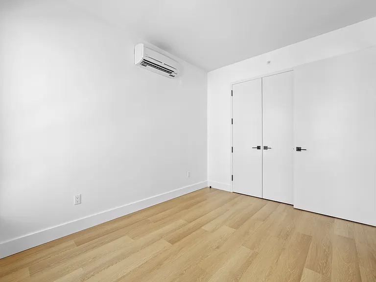 130 Hope St #515 — Photo 5