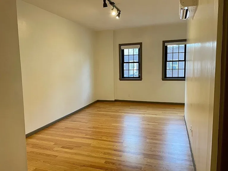 67 Plymouth St #1 — Photo 5