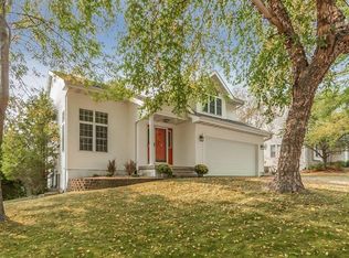 4003 Riverside Dr NE, Cedar Rapids, IA 52411