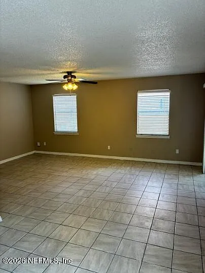 11671 Tanager Dr — Photo 7