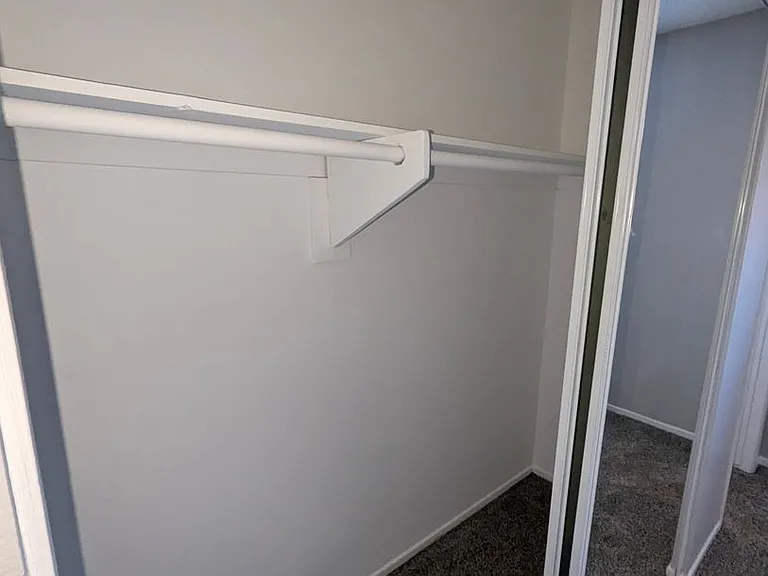 17031 Pinehurst Ln — Photo 14