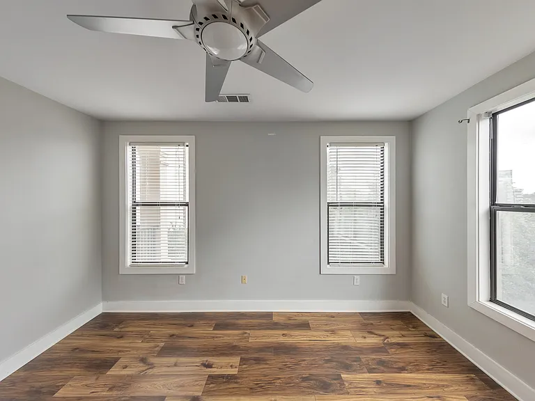 799 Hammond Dr #1-219 — Photo 7