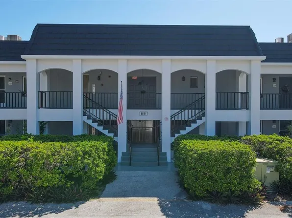 8651 10th St N APT 204, Saint Petersburg, FL 33702