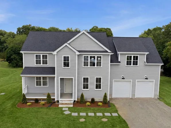2 Jeffrey Dr, West Bridgewater, MA 02379