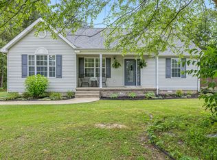 123 Hubbard St, Hohenwald, TN 38462