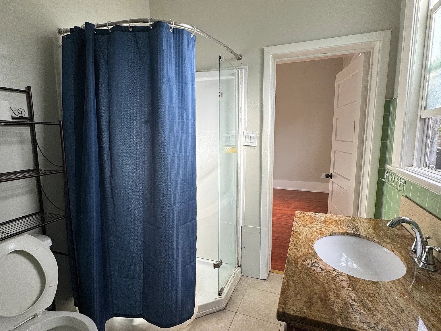 3 bed, 1035 sqft, $1,800 — Photo 4