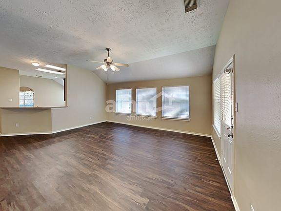 4th image of 16911 Great Oaks Glen Dr