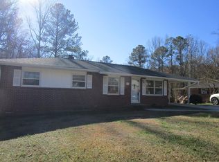 201 Briarcliff Ave, Abbeville, SC 29620