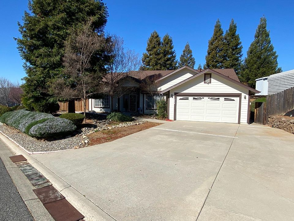 1st image of 10658 Mountain Oak Ct