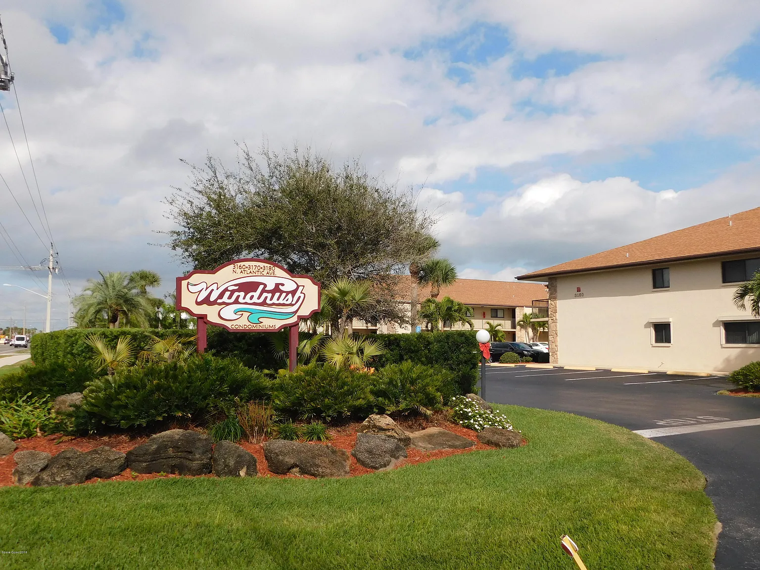 2 bed, 2.0 bath, 1240 sqft, $2,400 — Photo 1