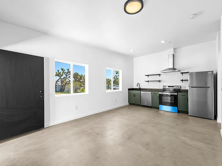 55668 Buena Vista Dr #2 — Photo 7