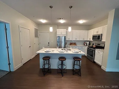 111B Morgan St #218 Photo 1