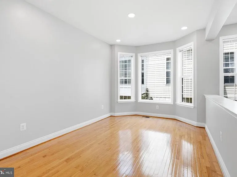 16542 Reservoir Loop — Photo 41