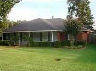 9910 Deep Woods Dr, Shreveport, LA 71118
