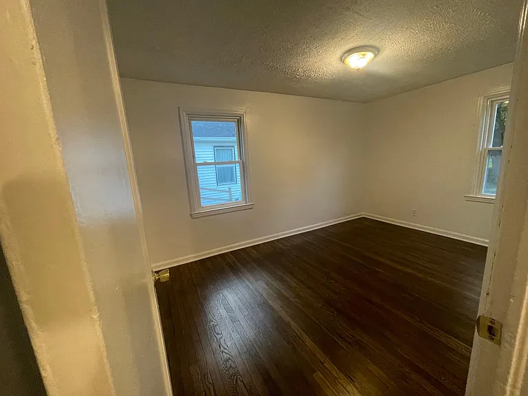 3636 English Ave — Photo 3