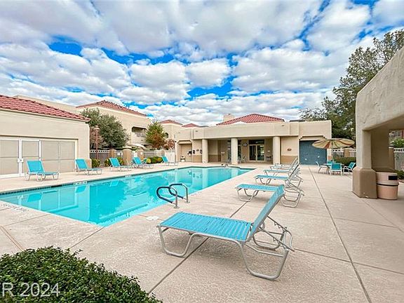 4th image of 1909 Villa Palms Ct Unit 207